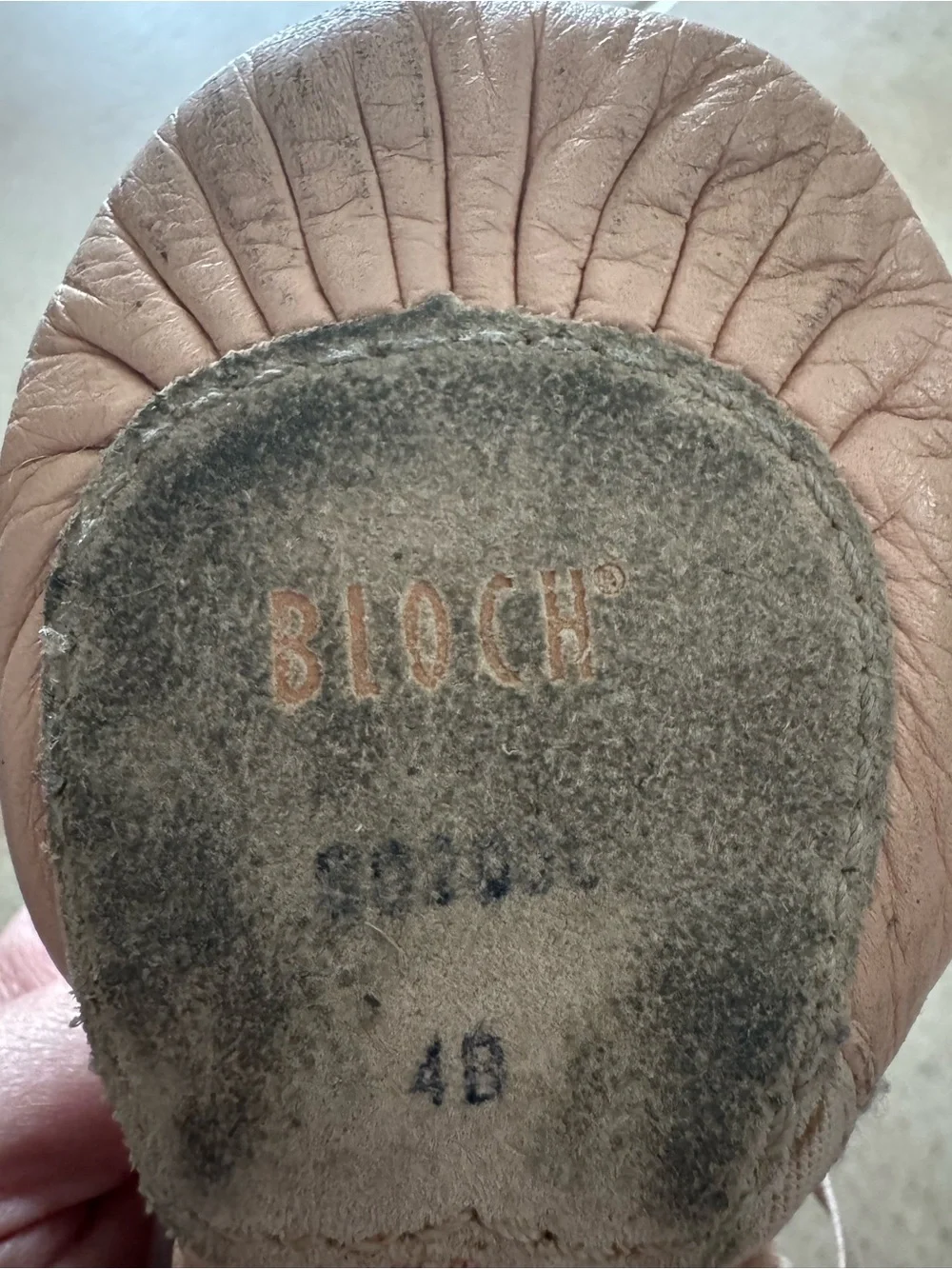 Bloch Ballet Shoes size 4B- Blush Pink Slip-On Dance Flats